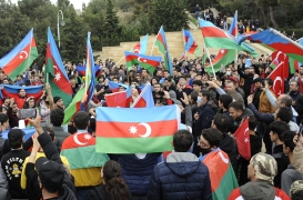 احتفالات الأذريين بنصرهم ضد الأرمن