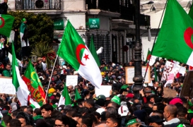 تجدد خروج الجزائريين للشارع