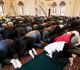 قال خبير ياباني في الإسلام، إن عدد المساجد في اليابان زاد من 4 فقط في الثمانينات إلى 110 مساجد حاليَا.