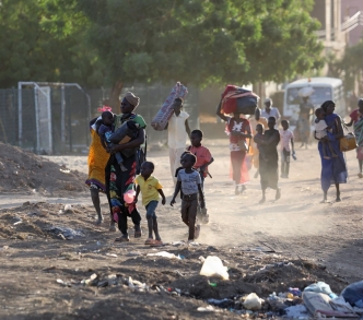 تتواصل معاناة السودانيين نتيجة الحرب بين الجيش والدعم السريع