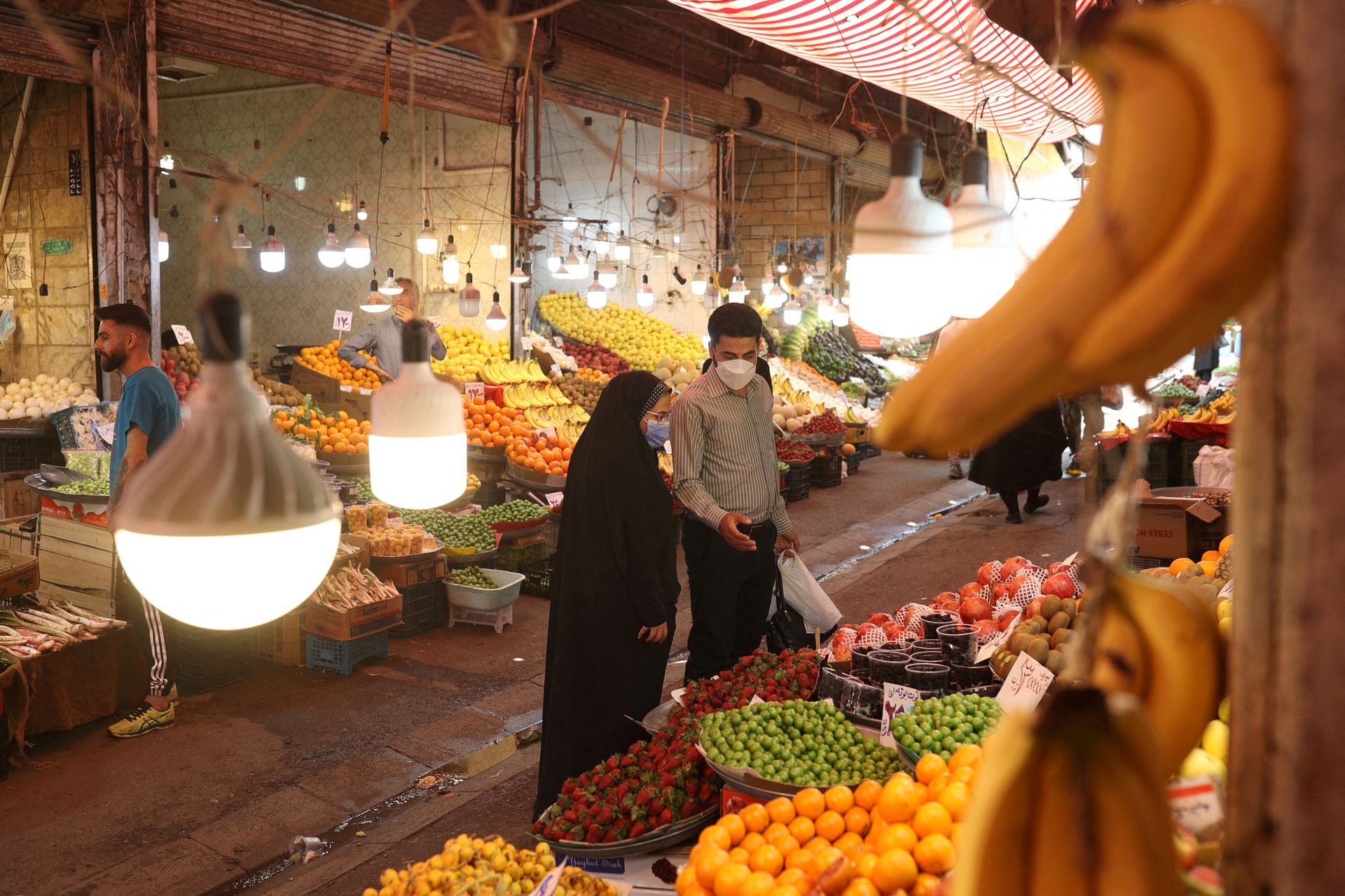 سوق إيران