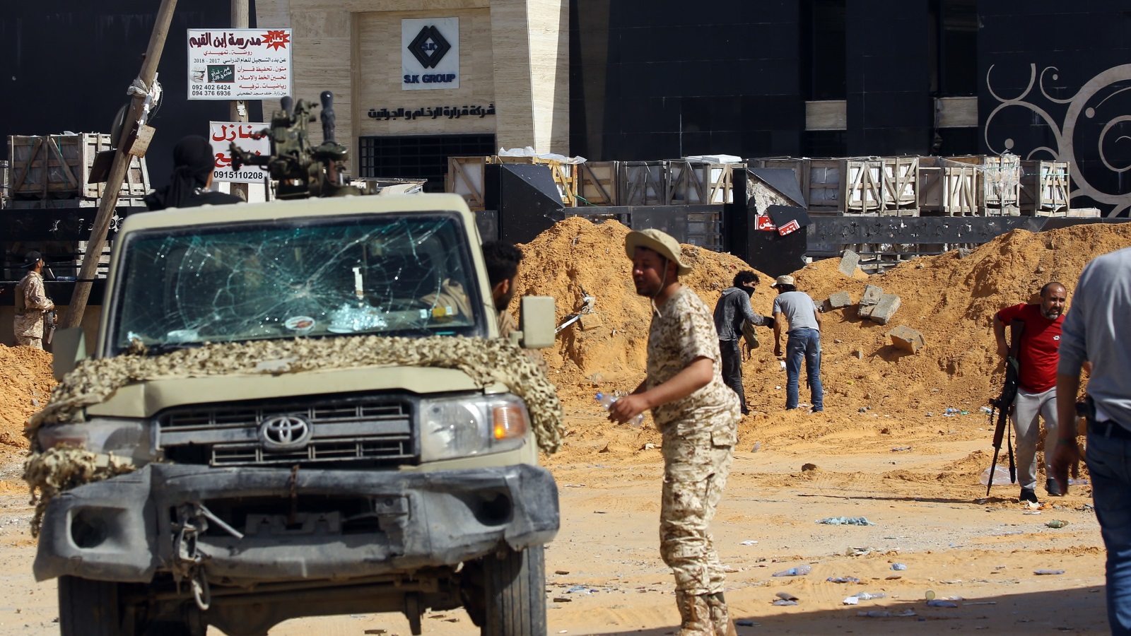 معارك متواصلة في أبرز المدن الليبية