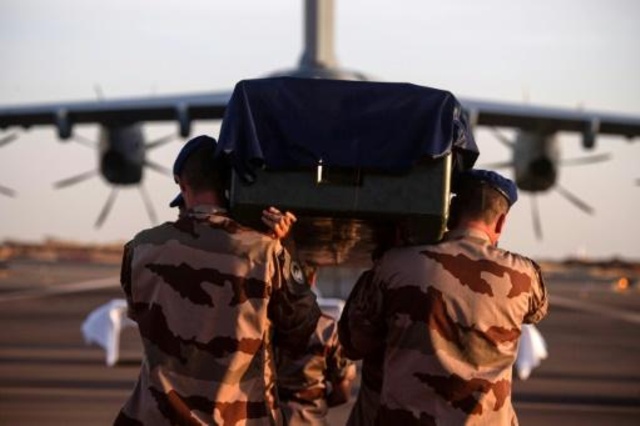 وصل عدد القتلى الفرنسيين في مالي إلى 38 جنديا