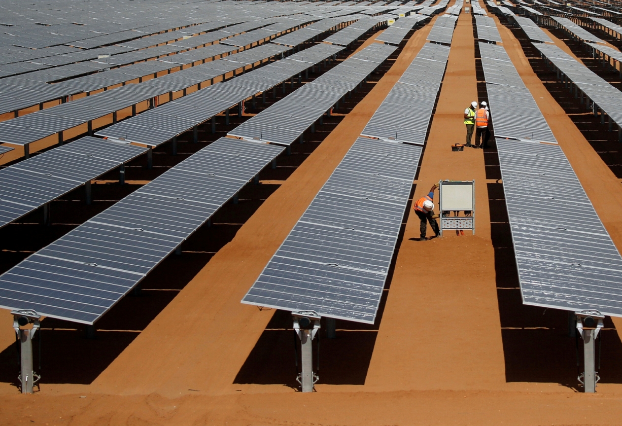 تفنيد أبرز 10 مغالطات عن الطاقة الشمسية نون بوست