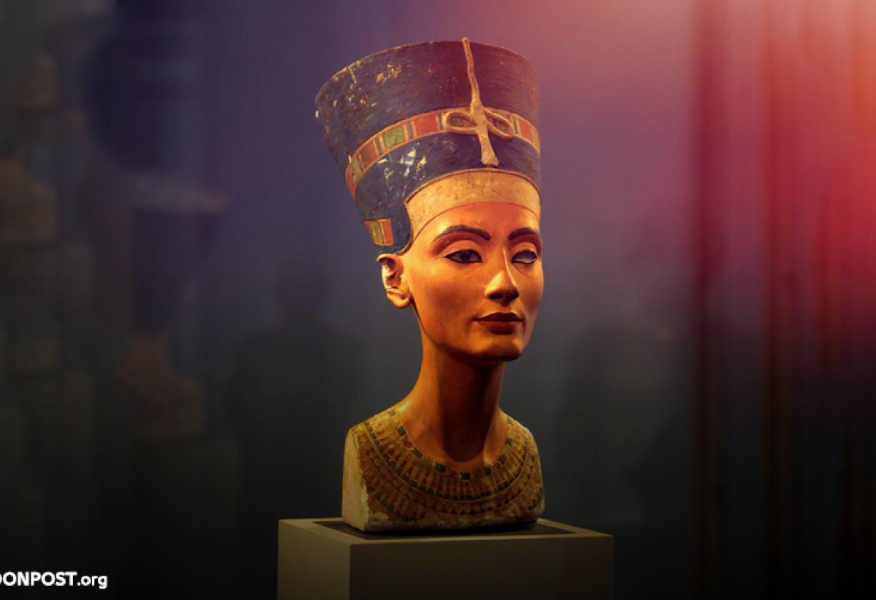 Голова царицы Нефертити. Бюст Нефертити. Бюст Нефертити скульптор Тутмес. Бюст царицы Нефертити.