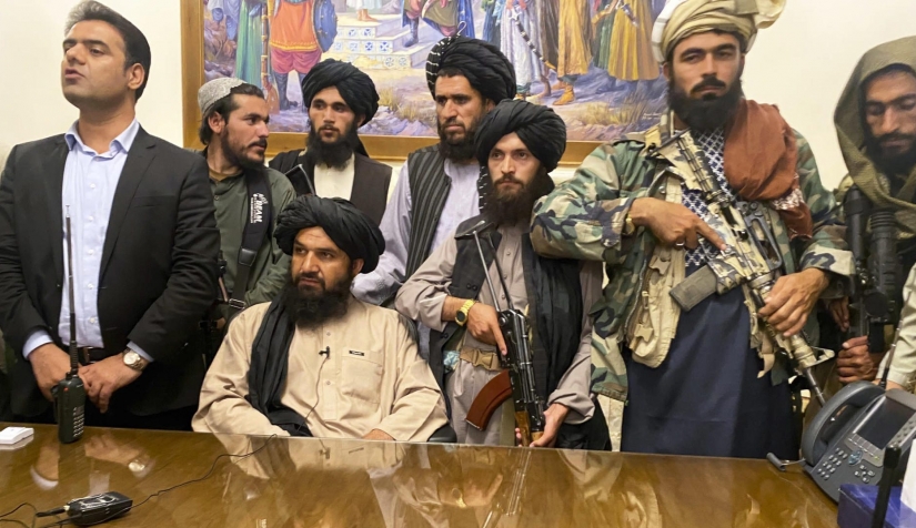 طالبان في القصر الرئاسي بكابل