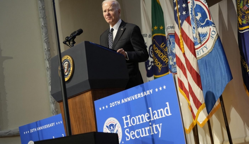 الرئيس الأمريكي جو بايدن يلقي كلمته في حفل الذكرى السنوية لتأسيس جهاز الأمن الوطني