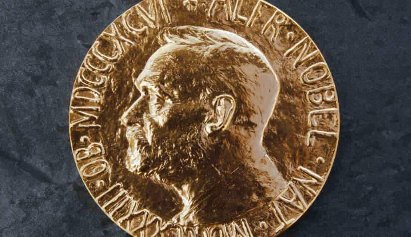 جائزة نوبل للسلام تاريخ من المفارقات والتسييس نون بوست