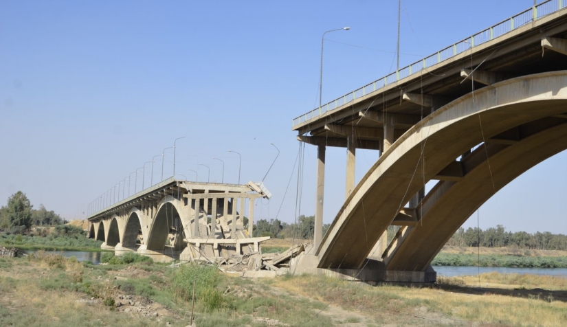 إهمال إعمار جسور الموصل يمزق أوصال المدينة ويشل حركتها نون بوست