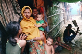 فر أكثر من 700 ألف من الروهينغا إلى كوكس بازار في بنغلاديش بعد الحملة التي شنها جيش ميانمار 2017