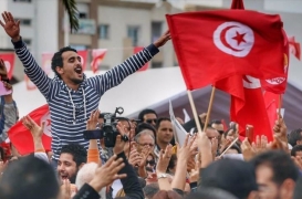 تواصل الاحتجاجات في تونس