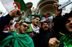 تواصل التحركات الاحتجاجية في الجزائر