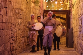 مسحراتي في شوارع القدس المحتلة