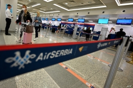أكثر من 60 تونسيًا محتجزًا في مطار بلغراد الصربي