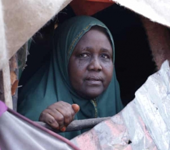 فادومو علي محمد.. أحد سكان مخيم للنازحين داخليًا في الصومال