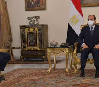 السيسي خلال استقباله وزير خارجية "إسرائيل" في القصر الجمهوري