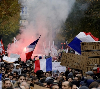 ارتفاع الهجمات ضد الأجانب في فرنسا