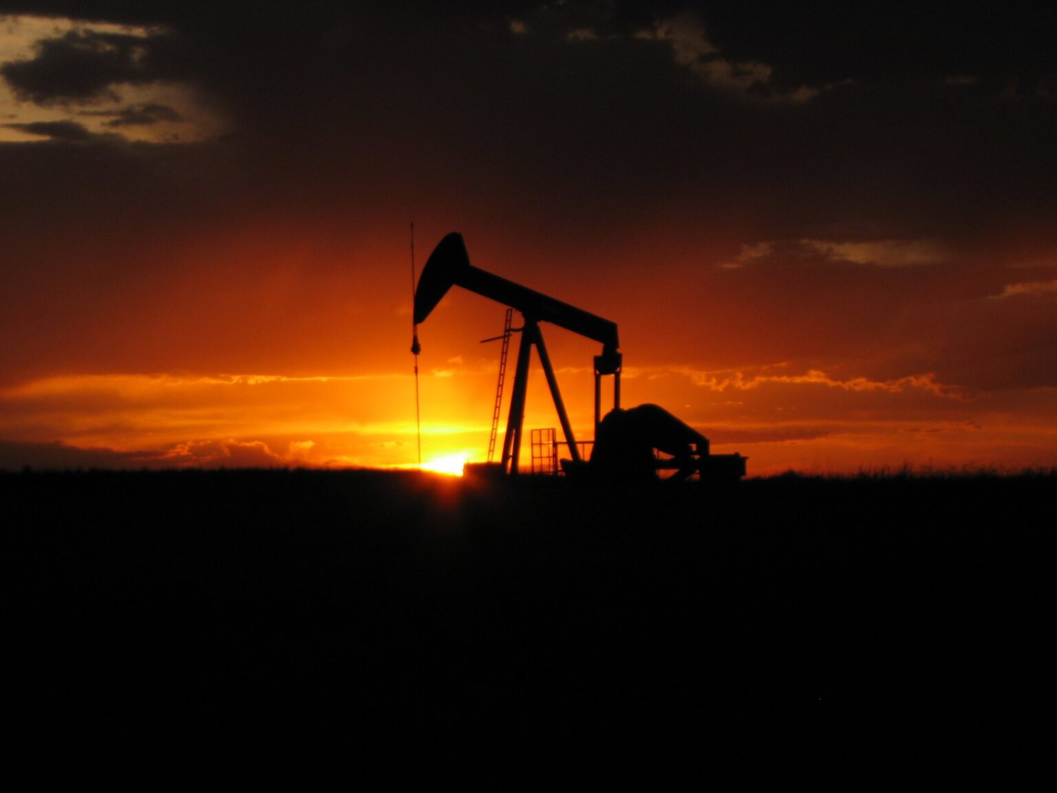 Oil-Well-Sunset