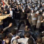 Egyptian-protesters-and-military