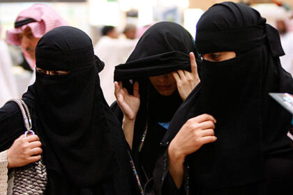 6-25-12-Saudi-women_full_600