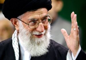 إمبراطورية خامنئي الاقتصادية.. الموجة الجارفة