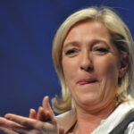 marine-le-pen-extreme-droite