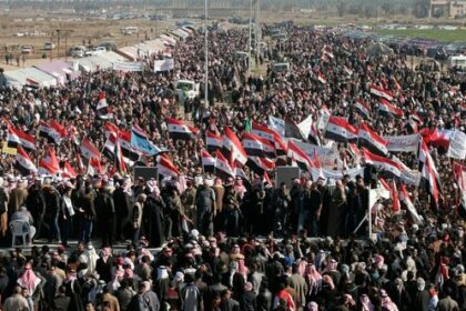 50f6c412da0f8_Sunniten_Protest_Ramadi_Reuters