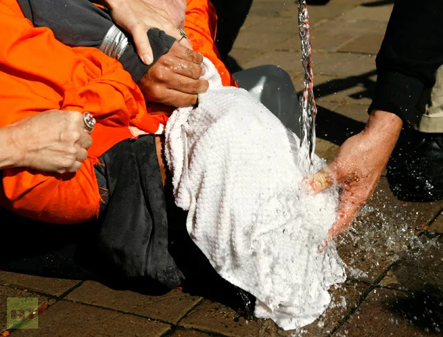 demonstrator-maboud-ebrahimzadeh-held