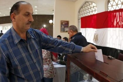 egypt-despondent-voter-constitution-e1389453939500