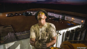 الولايات المتحدة السعودية: عن فرص أمريكا النفطية في العالم