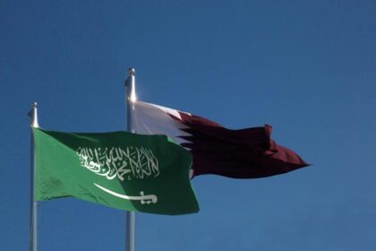 qatar-and-saudi-flag