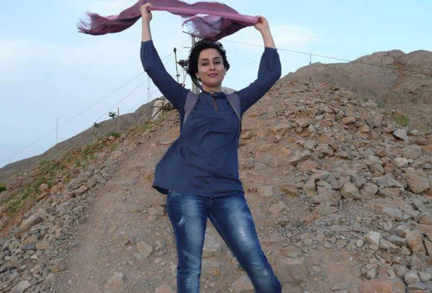 Iranian-Women-Shed-Veil-021035261013