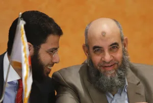 تحالف “النور” مع العسكر لن يطول