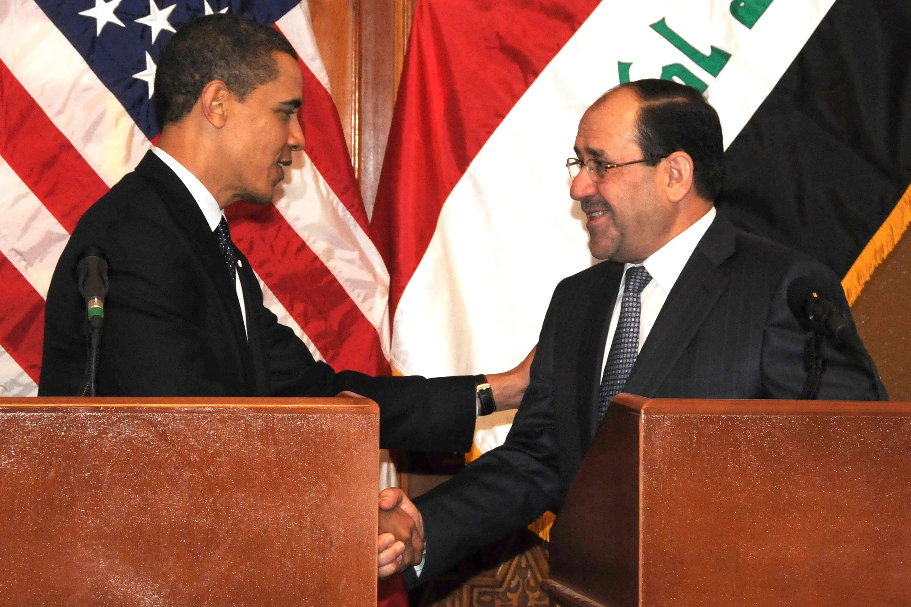 Barack_Obama_%26_Nouri_al-Maliki_in_Baghdad_4-7-09_2