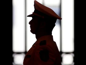 صينيون يسرقون ملفات سرية لـ 32 مشروع عسكري أمريكي