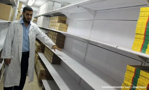 palestinian-pharmacist-hospital-medcine-shortage