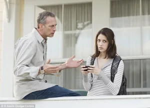 المراهقون يهربون من فيسبوك