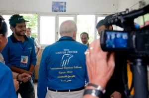 ردود أفعال مختلفة على إغلاق مركز كارتر في مصر