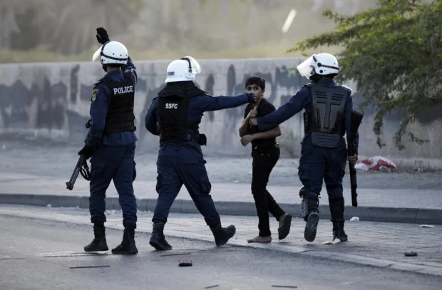 Bahrain%20police%20officers%20%28AFP%29