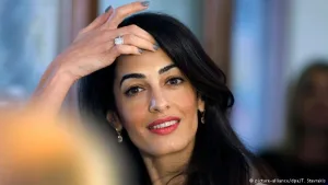 مصر تهدد أمل كلوني بالاعتقال