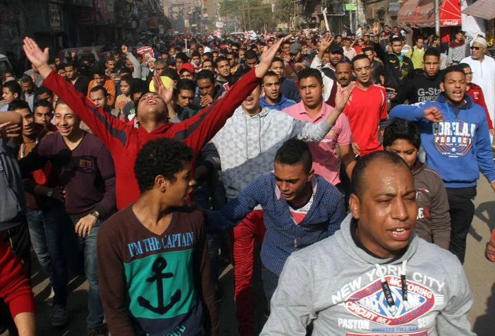 MB-protesters-at-Matariya-district-2