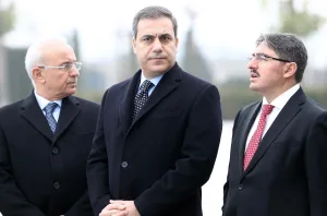 استقالة هاكان فيدان تثير ضجة إعلامية في تركيا