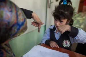 الصم في فلسطين: النشاط المجتمعي يفوق الجهد الحكومي