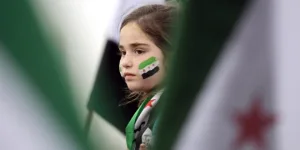 المغردون العرب يسترجعون دروس الثورة السورية