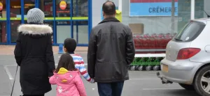 كيف يعيش اللاجئون السوريون في فرنسا؟