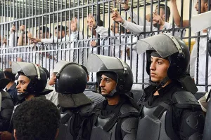 لماذا لا ينفذ القضاء المصري أوامر السيسي دائمًا؟