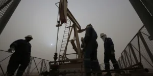 ما الذي استفادته السعودية من خفض أسعار النفط؟