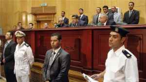 محاكمة مرسي: احتضار العقل في مصر