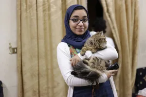 إسراء الطويل تكتب: ستهدينا الحياة أضواءً في آخر النفق