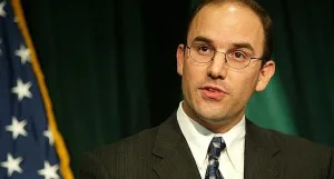 أمريكا تحارب العالم بالرأسمالية